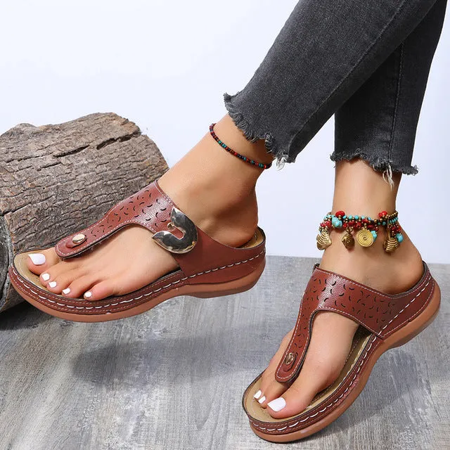 Classic Sandal with Comfortable Support