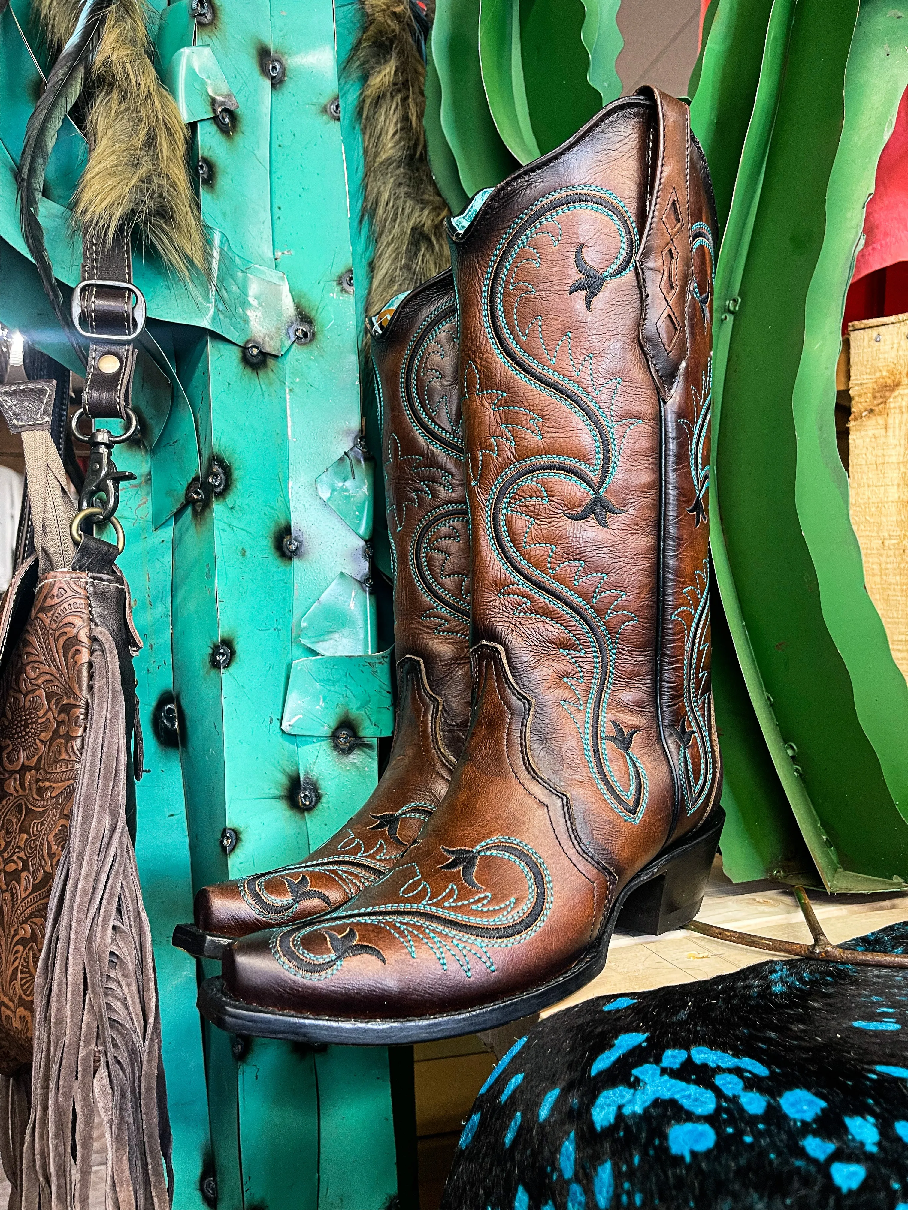 LD Brown Embroidery Corral Boot