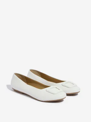 LUNA BLU White Buckle-Detailed Ballerina
