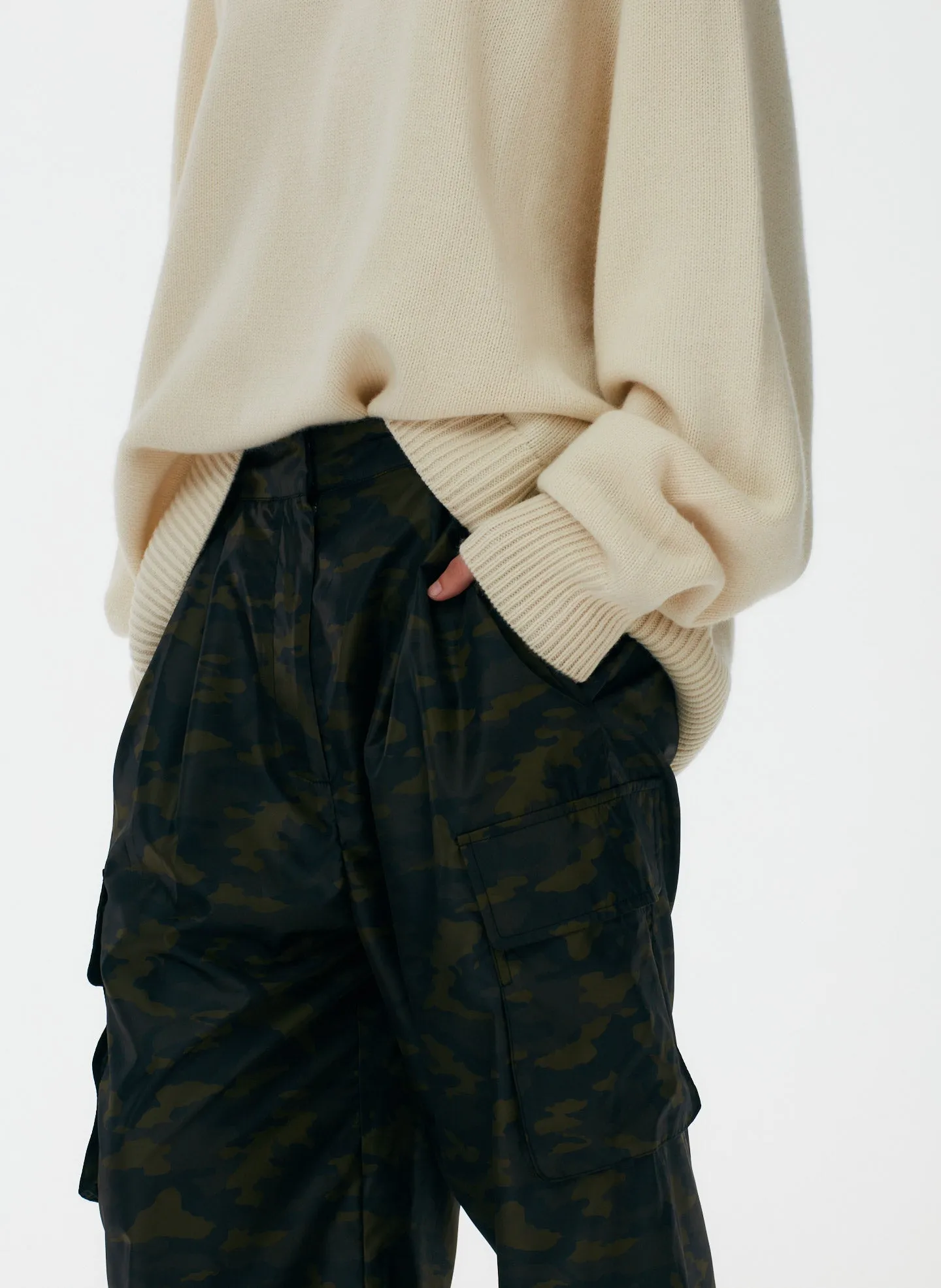 Tech Camouflage Cargo Stella Pant